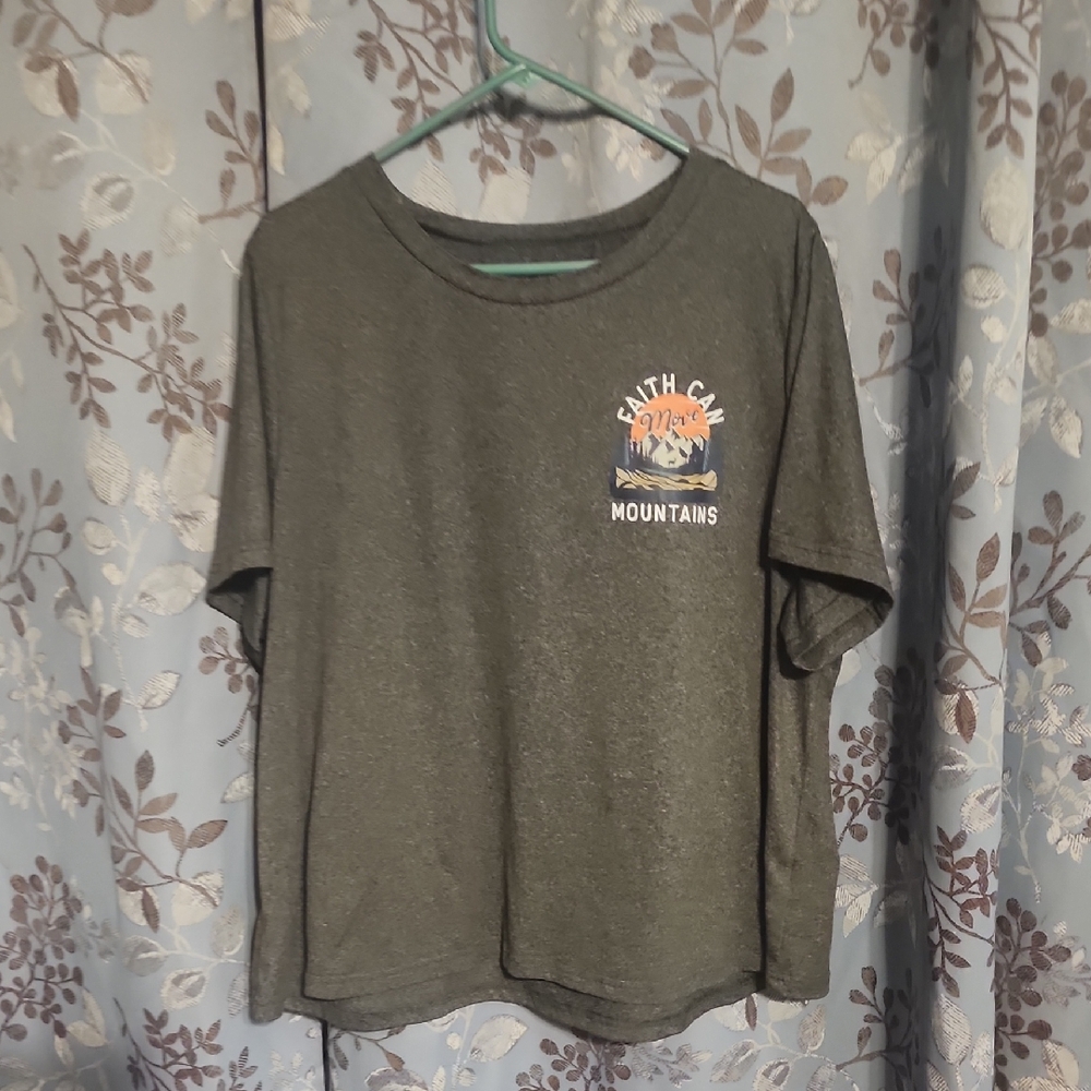 SHEIN Charcoal Graphic Tee
